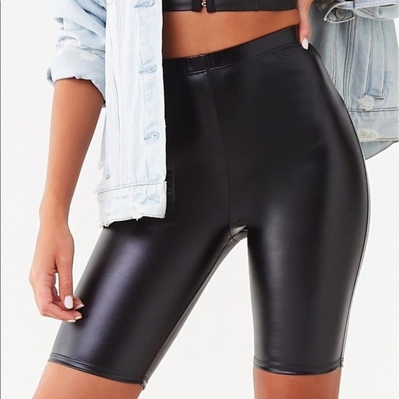 Revamped Pants - Faux Leather Biker Shorts - Black - Size Small